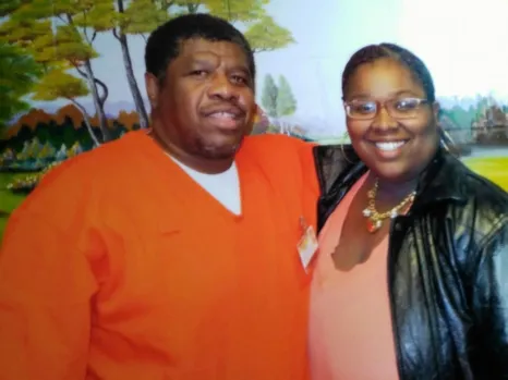 Karine Omry (@karineomry) on Twitter photo #CurtisWindom is scheduled to be executed on August 28 in Florida. Members of all 3 victims’ families oppose his execution. His daughter Curtisia, both victim & child of Curtis, pleads for mercy.
Pls call <a href="/GovRonDeSantis/">Ron DeSantis</a> (850) 717-9337 urge him to honor the families' voice. #CurtisWindom is scheduled to be executed on August 28 in Florida. Members of all 3 victims’ families oppose his execution. His daughter Curtisia, both victim & child of Curtis, pleads for mercy.
Pls call <a href="/GovRonDeSantis/">Ron DeSantis</a> (850) 717-9337 urge him to honor the families' voice.