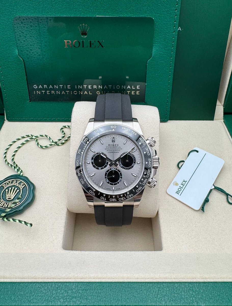 Outrageously Stunning ‼️

Rolex "Ghost" 126519LN 

1/1 Available · Ready to Ship

(dm for details)