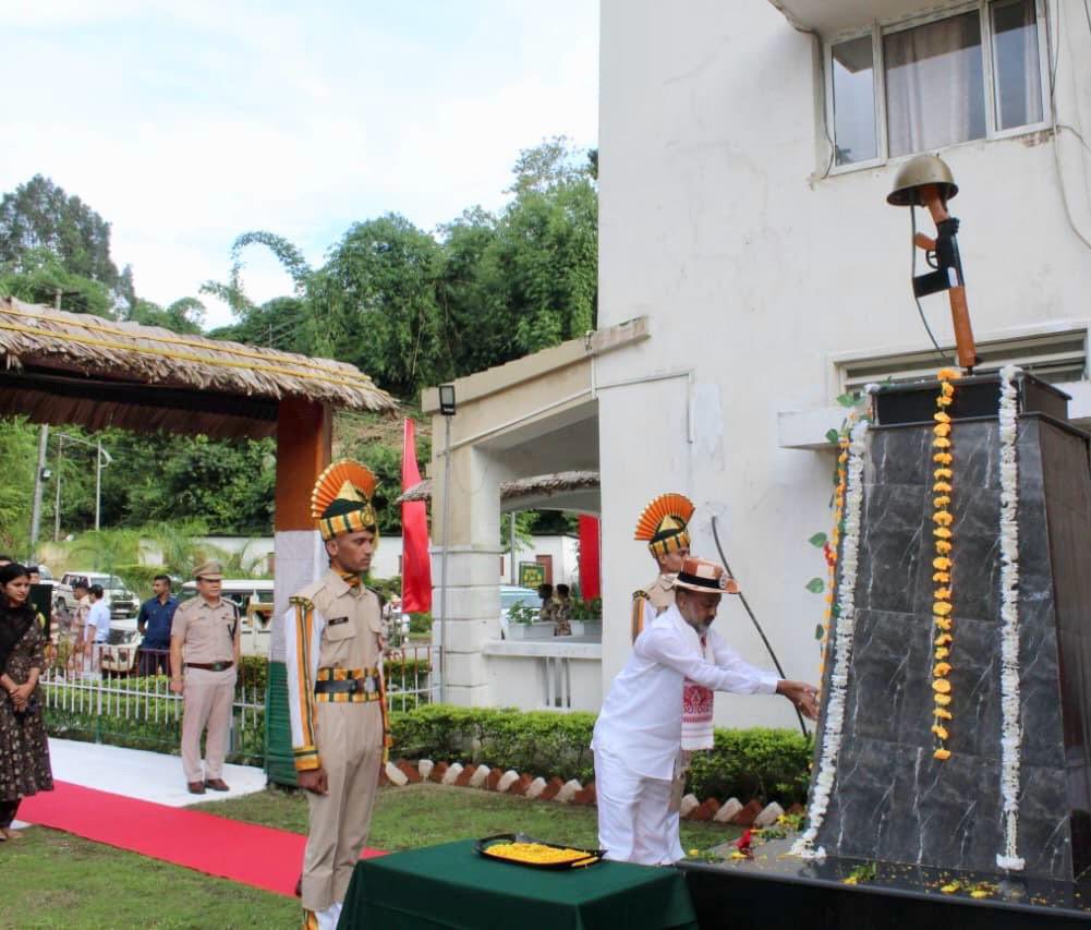 bandisanjay_bjp's tweet image. Visited the 31st Battalion ITBP HQ in Arunachal Pradesh today. Bowed at the Martyrs’ Memorial, saluted the courage of our Himveers, and inaugurated new welfare &amp;amp; infrastructure projects including hospitals, mess facilities, residential quarters, and training infrastructure.

ITBP…
