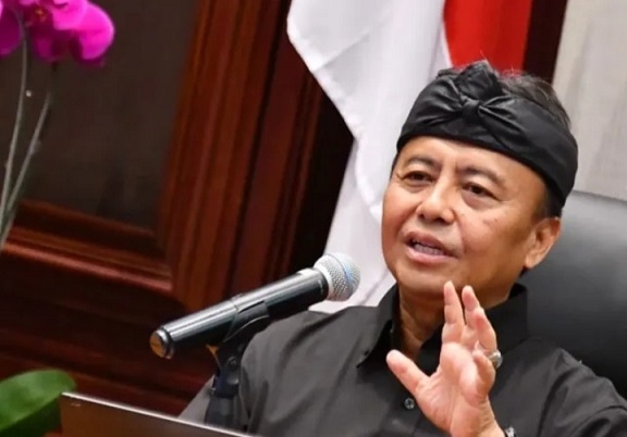 tarungnews2's tweet image. tarungnews.com/berita-foto/18…
Sekda Herman Suryatman Targetkan Jabar Zero New Stunting #DPRRI #Tunjangan #malamjumat #LisaMariana