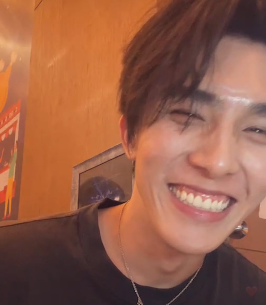 N0RMALPJM's tweet photo. my pretty boy <33 he means so much to me 🤍🖤
— #BXXMRVW #RWV @bxxm_rvw ✨ https://t.co/tDaUxGQ2lv