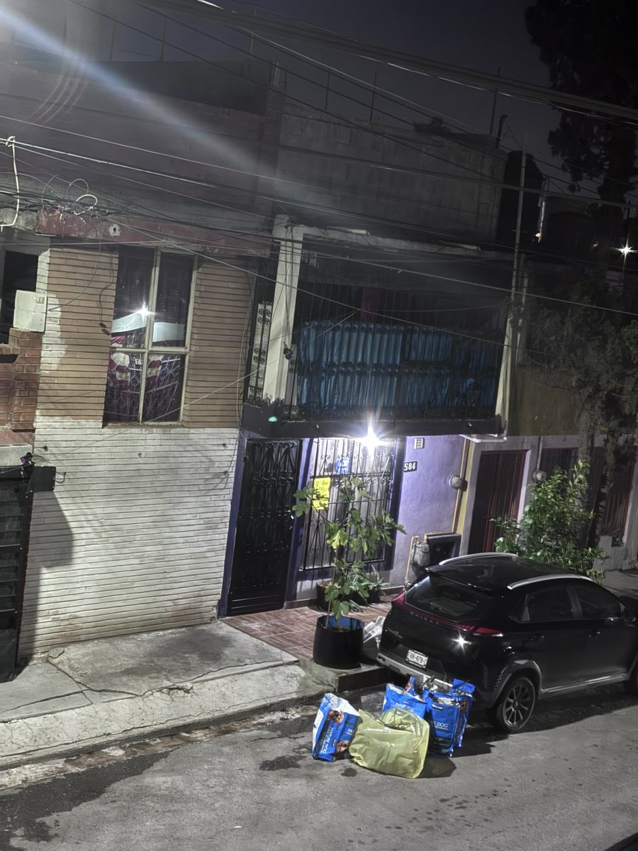 CIC Saltillo (@cicsal) on Twitter photo *BASURA* Ciudadano(a) reporta que Camión de la basura con placas EU0494D pasa por Colonia Virreyes y deja la basura sin recoger. Esto en calle Irán, entre Alaska y Chipre #Saltillo 09:52
<a href="/SaltilloGob/">Gobierno Municipal de Saltillo</a> <a href="/spublicossalt/">Dirección de Servicios Públicos</a>
crm.ccic.org.mx/seguimiento/?f… *BASURA* Ciudadano(a) reporta que Camión de la basura con placas EU0494D pasa por Colonia Virreyes y deja la basura sin recoger. Esto en calle Irán, entre Alaska y Chipre #Saltillo 09:52
<a href="/SaltilloGob/">Gobierno Municipal de Saltillo</a> <a href="/spublicossalt/">Dirección de Servicios Públicos</a>
crm.ccic.org.mx/seguimiento/?f…