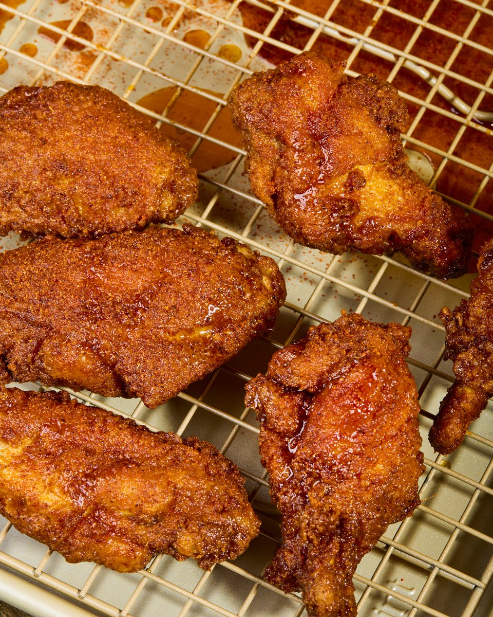 ChucksHotChicken tweet media