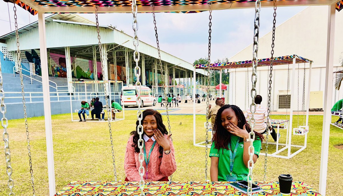 SherilynOfData's tweet image. 3. 🏊 Non-Tech Hobby (Kenya)
Grace Mutinda shared how swimming helps her destress. A reminder that self-care fuels sharper thinking. Balance = productivity. #DLI2025 #Urunana #DeepLearningIndaba @DeepIndaba