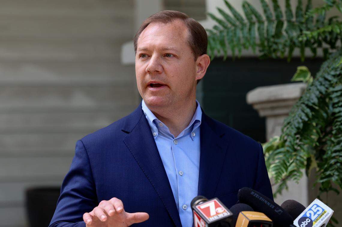 Is Donald Trump Trash? (@istrumptrash) on Twitter photo 🚨BREAKING: Rep. Ralph Norman has endorsed <a href="/WesClimer/">Wes Climer</a> to succeed him in Congress
“Climer has stood up to the swamp when we needed him most." 🚨BREAKING: Rep. Ralph Norman has endorsed <a href="/WesClimer/">Wes Climer</a> to succeed him in Congress
“Climer has stood up to the swamp when we needed him most."
