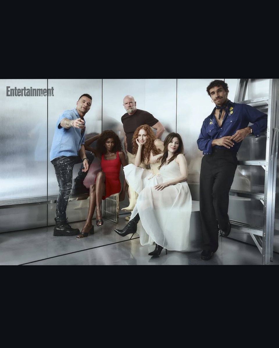 Fresh, flawless, camera-ready 🎬 the oh-so-talented @annettechaisson_mua prepped the handsome <a href="/jordilegit/">Jordi Webber</a>’s skin with All In One Moisture Gel, followed by Moisture Foundation 143 + 003 and a soft set of The Powder for a natural, airbrushed finish that lets the skin breathe👏