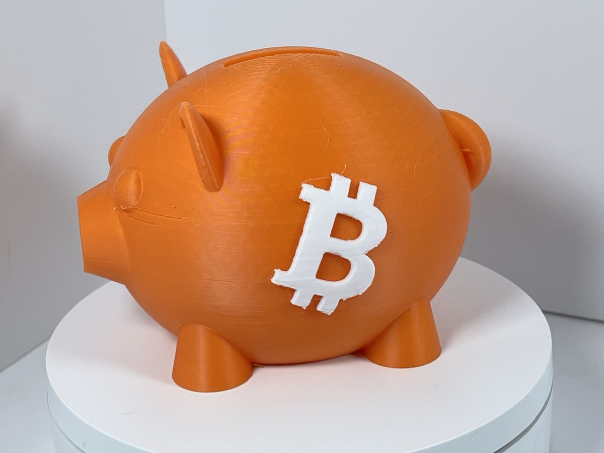 OPUSmakes's tweet photo. Piggies, duckies and grenades! Many different ways to show your Bitcoin enthusiasm.  https://t.co/dcMIHgQqtx #bitcoin #btc #crypto #ducky #piggybank #grenade #3DPrinting #etsy https://t.co/ChzrrfcBPB