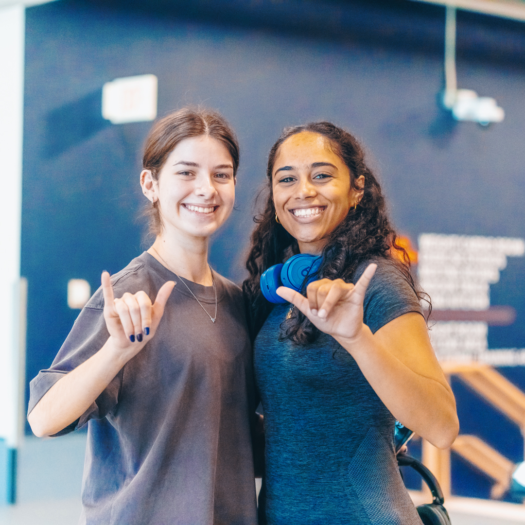 UTSARec's tweet image. Campus Rec is more than a gym! It’s where Roadrunners connect, play, and grow. From intramural sports and group exercise to outdoor trips and open rec, we have something for you! Find your community, discover new passions, and make #UTSARec part of your #UTSA journey! 🤙💙🧡