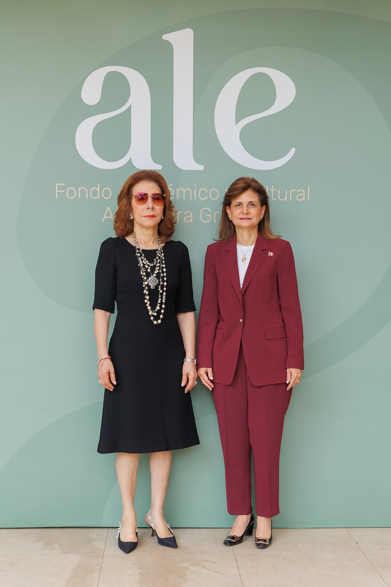 maenoco's tweet photo. Anuncian primeras becas del Fondo Académico y Cultural Alexandra Grullón
#Educación #Alexandragrullon https://t.co/vH7av8FBEm