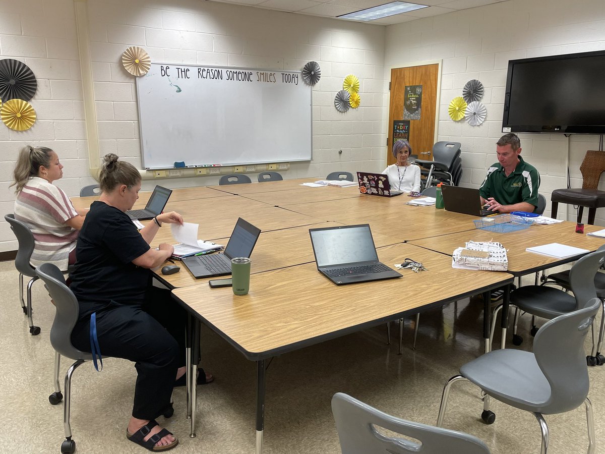 Clemmons MS (@cmscardswsfcs) on Twitter photo 8th grade math teachers and our principal, Mrs. Hunter, work diligently during their weekly PLT! <a href="/wsfcs/">WS/FC Schools</a> 8th grade math teachers and our principal, Mrs. Hunter, work diligently during their weekly PLT! <a href="/wsfcs/">WS/FC Schools</a>