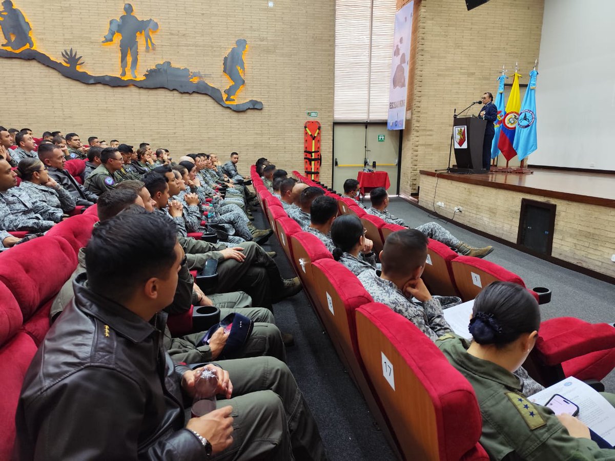 Codaltec's tweet image. ✨ CODALTEC participó en el Programa de Ley de ascenso de la @FuerzaAereaCol.

🚀 Nuestra Gerente presentó la misión institucional, eje de proyectos en ciencia y tecnología para la Defensa.

#CODALTEC #Innovación #FuerzaAeroespacial