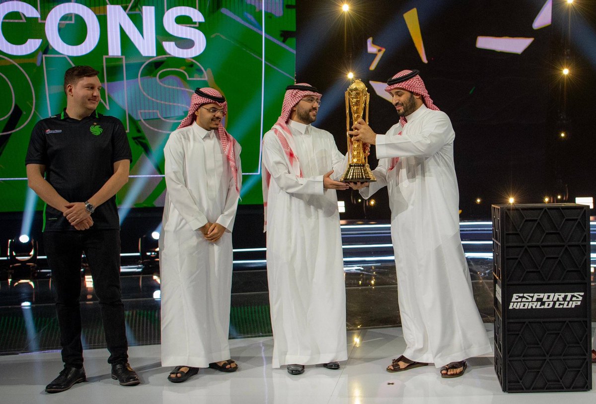 🌩rt_GAMAL | EWC 2×🏅 tweet media