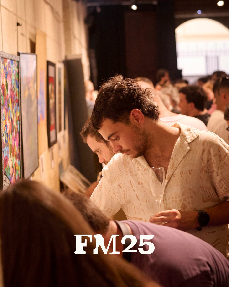 fmvilafranca's tweet photo. Inauguració del Firart a la Capella de Sant Joan.

La mostra, que compta amb la participació de 40 artistes de diverses disciplines, es pot visitar fins al 31 d'agost. 

#fmvila #firart https://t.co/p2CTvjNnoI