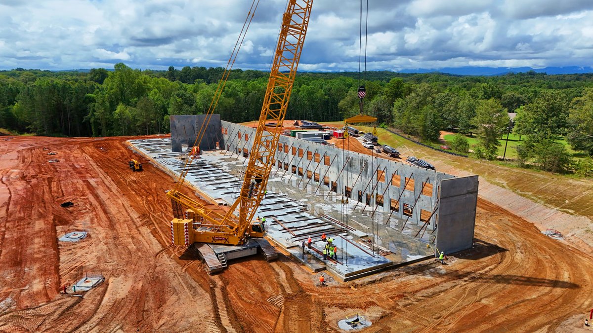 JDavisConst's tweet photo. Check out the scenery around the 39 acre site at Greer Preparatory Academy. We're sure the view from the second floor of the 60,000 SF building is going to make it hard to concentrate on clear days.

For more Updates across GA, NC, and SC, hit the Follow Button! https://t.co/3nT40uPBMw