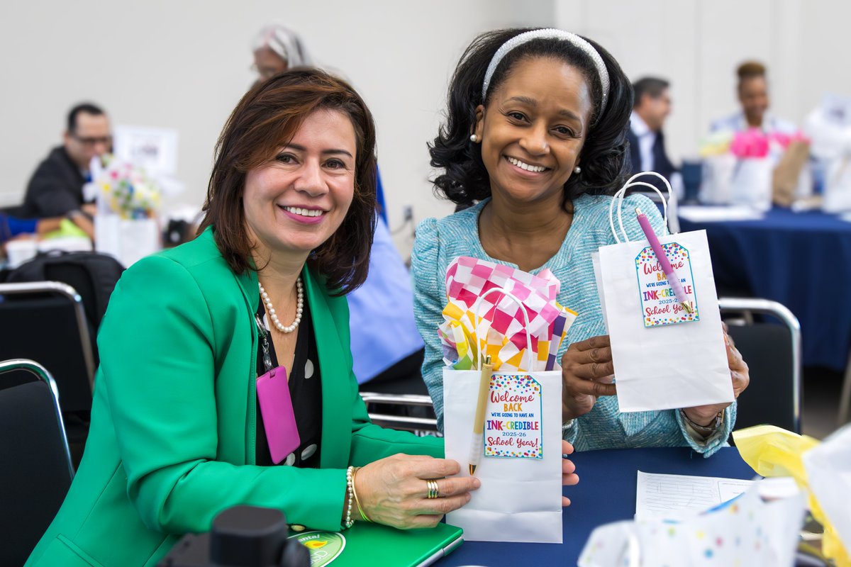 FortBendISD's tweet photo. Fort Bend ISD kicked off the first Leadership Town Hall of the 2025–26 school year, bringing district leaders together to share stories, sharpen focus, and prepare for the work ahead. ✏️

Superintendent Dr. Marc Smith reminded leaders to be intentional, to start strong and stay focused, while Deputy Superintendent Beth Martinez delivered an important update on long-range boundary planning.

Our district leaders are committed to #LeadThePAC and #LevelUp as they guide students and staff through another year of excellence. https://t.co/ZKU9rJMEVc

#FBISDProud #FBISDB2S
