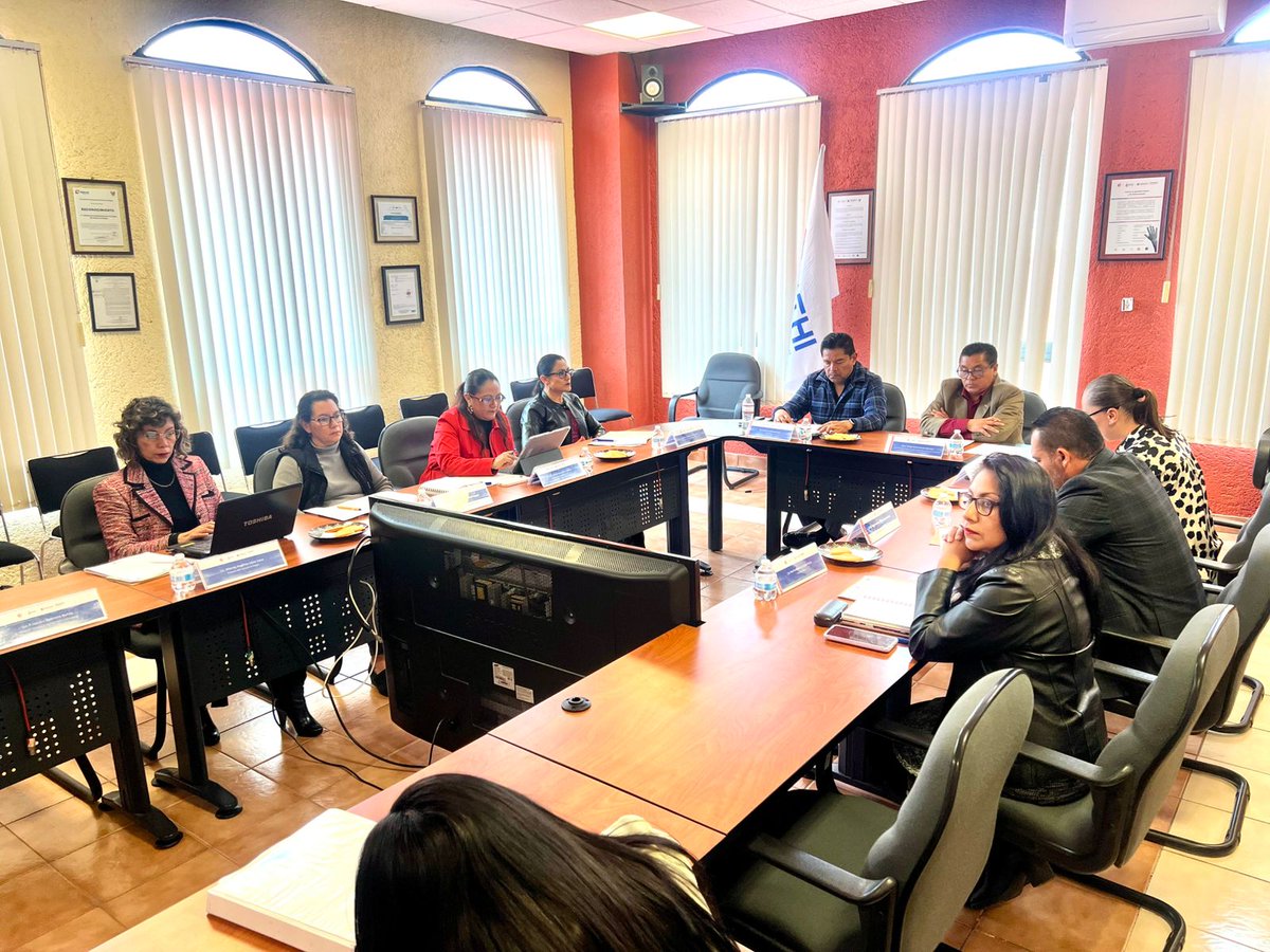 STRABAJO (@strabajohgo) on Twitter photo Con la instrucción del titular de la #STPSH, <a href="/OscarJavierGnz2/">Oscar Javier Gónzalez Hernández</a> de implementar una mejora continua en el desempeño institucional, política del gobernador <a href="/juliomenchaca_/">Julio Menchaca</a>; la #DGGyVI, asistió a la 3ra. Sesión Ordinaria del #COCODI de <a href="/icathi/">ICATHI</a>.
#PrimeroElPueblo Con la instrucción del titular de la #STPSH, <a href="/OscarJavierGnz2/">Oscar Javier Gónzalez Hernández</a> de implementar una mejora continua en el desempeño institucional, política del gobernador <a href="/juliomenchaca_/">Julio Menchaca</a>; la #DGGyVI, asistió a la 3ra. Sesión Ordinaria del #COCODI de <a href="/icathi/">ICATHI</a>.
#PrimeroElPueblo