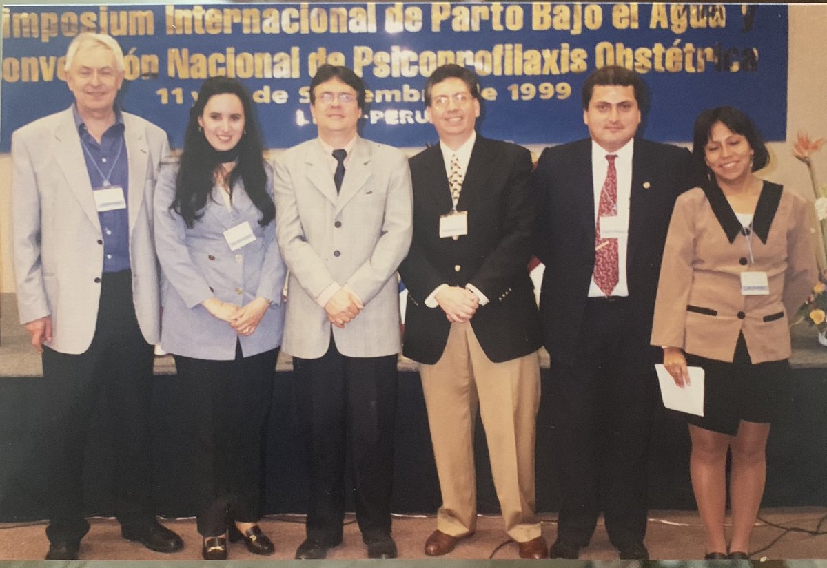 DrNParedes's tweet photo. El Profesor Michel Odent partió a la eternidad dej��ndonos su legado de #PartoHumanizado y un profundo dolor. En 1999, estuvo en PERU y nos habló d #partoAcuatico Descanso eterno #MichelOdent @acog @michelodent @Agencia_Andina https://t.co/YURQBiFHBe