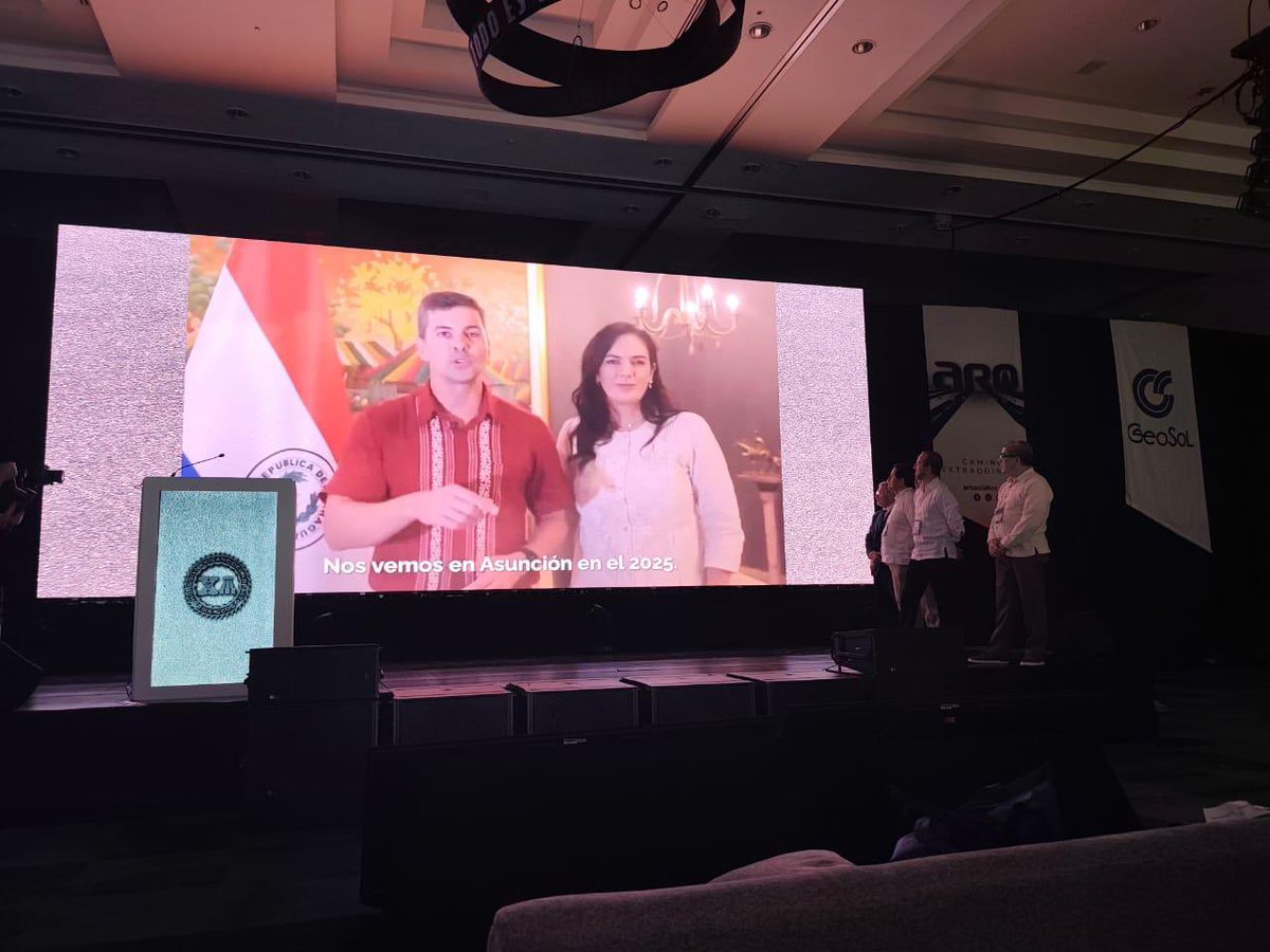 CILA_Congreso's tweet image. Su compromiso y apoyo refuerzan el espíritu de integración que hace del CILA el evento vial más grande de Ibero-Latinoamérica.

📍 Te esperamos en Asunción, Paraguay 🇵🇾, del 17 al 21 de noviembre de 2025.
👉 : cilacongreso.com

#XXIIICILA #Paraguay2025 #AMAAC #Asfalto