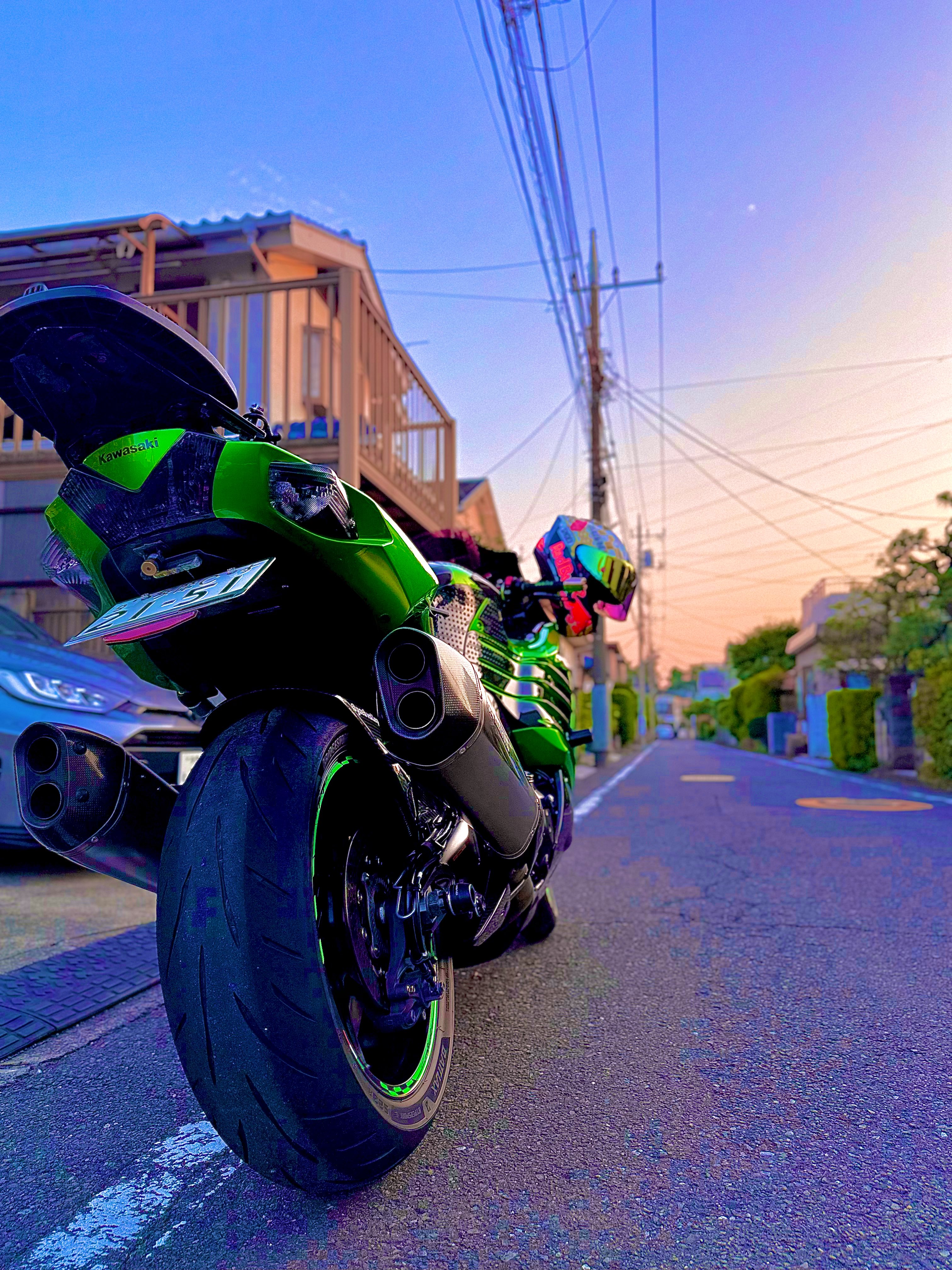 りい カワサキ ZX-14R ABS High Grade 2016年式 ZX1400EFFAの諸元