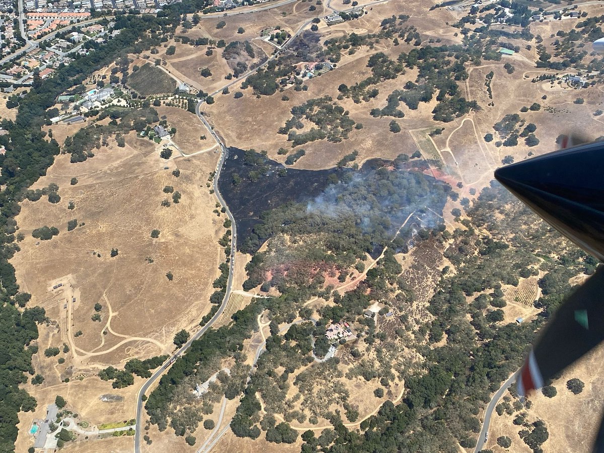 calfireSCU's tweet photo. 🚁 A view from above the #WatsonFire https://t.co/jfEIFFOs6a