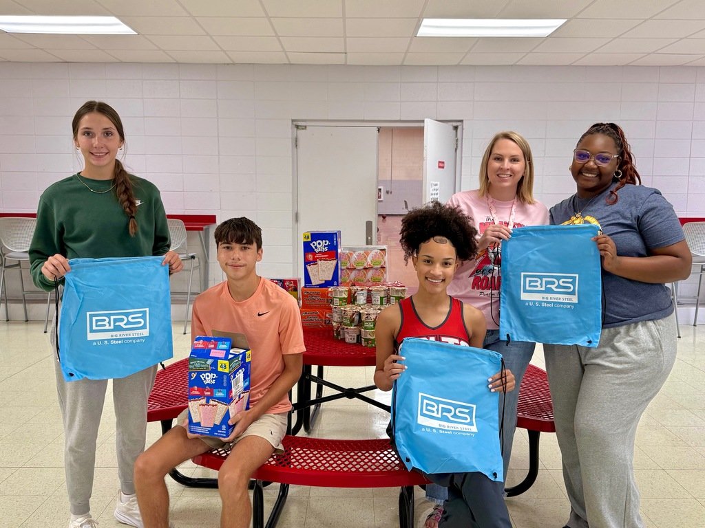 Thank you to Keiser Chapel for their generous donation to the backpack food program for our junior high and high school students, coordinated by Katy Dunlap. We also extend our gratitude to Laura Wilson at BRS for her contribution toward the bags.