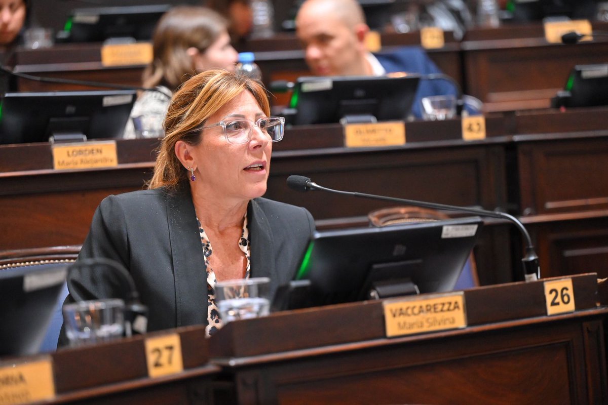 Bienestar animal: Buscan regular los establecimientos dedicados a la cría de perros en PBA. acortar.link/LLibG6