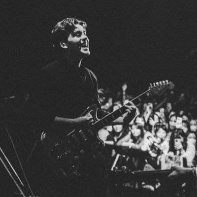 Retweet for a solo DM with Reece Bibby ☆ 

Must follow me! 
Picking on Sept 4