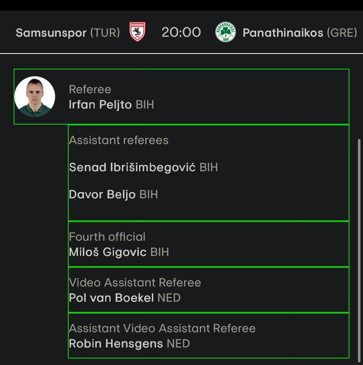 Βόσνιοι διαιτητές στο δεύτερο παιχνίδι.