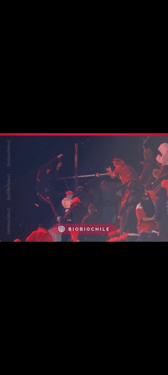 criado_sofia's tweet photo. @hinchmonumental Te prarec correcto el hecho que se hagan pasan por hinchas y se asesinen mutuamente futbol es un deporte donde la gente va a disfrutar sea del equipo que sea como dicen alla  esto es simions vs simions ambos se equivocaron  los reales hinchas lo hacen estupideces lastima ver eso https://t.co/R4tvUUgdvB