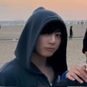 saf seeing bts tweet media