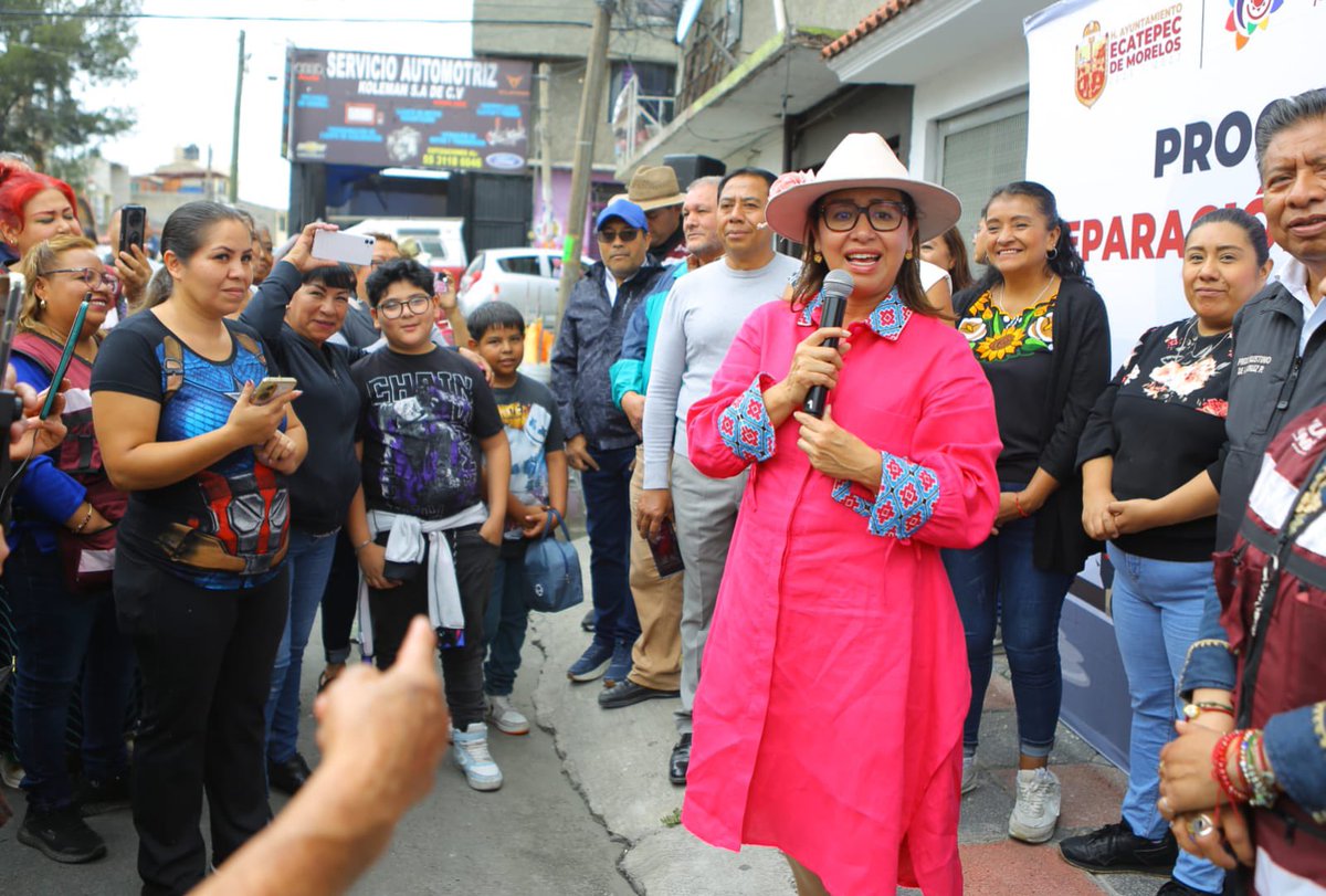 En Ciudad Azteca 1era. Sección dimos el banderazo de arranque de importantes obras integrales de cambio de drenajes. Estamos realizando acciones de fondo para que nunca más tengamos las problemáticas que tenemos hoy por la falta de planeación y corrupción de los gobiernos