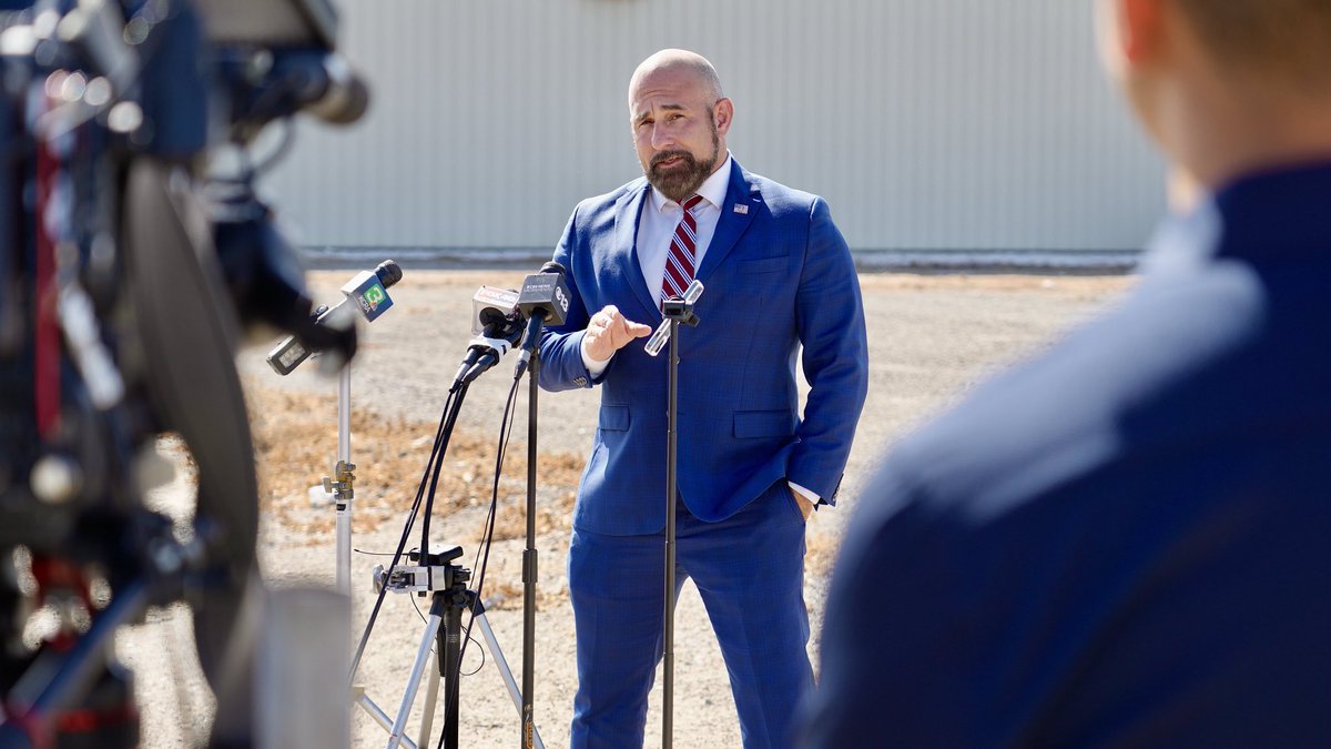 Jay Collins (@jaycollinsfl) on Twitter photo Today, I personally escorted the thug who took the lives of three Floridians. Harjinder Singh should never have been in this country, and he never should have been granted a CDL by California. Governor <a href="/GavinNewsom/">Gavin Newsom</a>'s reckless policies put communities at risk, and Florida won't Today, I personally escorted the thug who took the lives of three Floridians. Harjinder Singh should never have been in this country, and he never should have been granted a CDL by California. Governor <a href="/GavinNewsom/">Gavin Newsom</a>'s reckless policies put communities at risk, and Florida won't