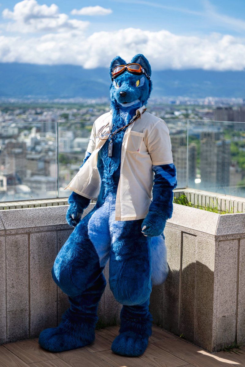 Last Summer🏖

📸:<a href="/eps_ham/">ハム Ham</a> 

#FurMIT2024
#FursuitFriday