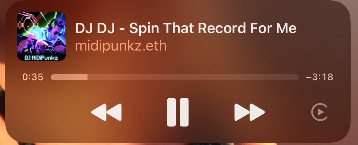 DJ DJ I love my <a href="/MidiPunkz/">🧱 MiDiPunkz DJ - The MiDi Punkz fam 🧱 #nft #nfts</a> 🎵🎤playing on <a href="/EmThreeXyz/">emthree</a>