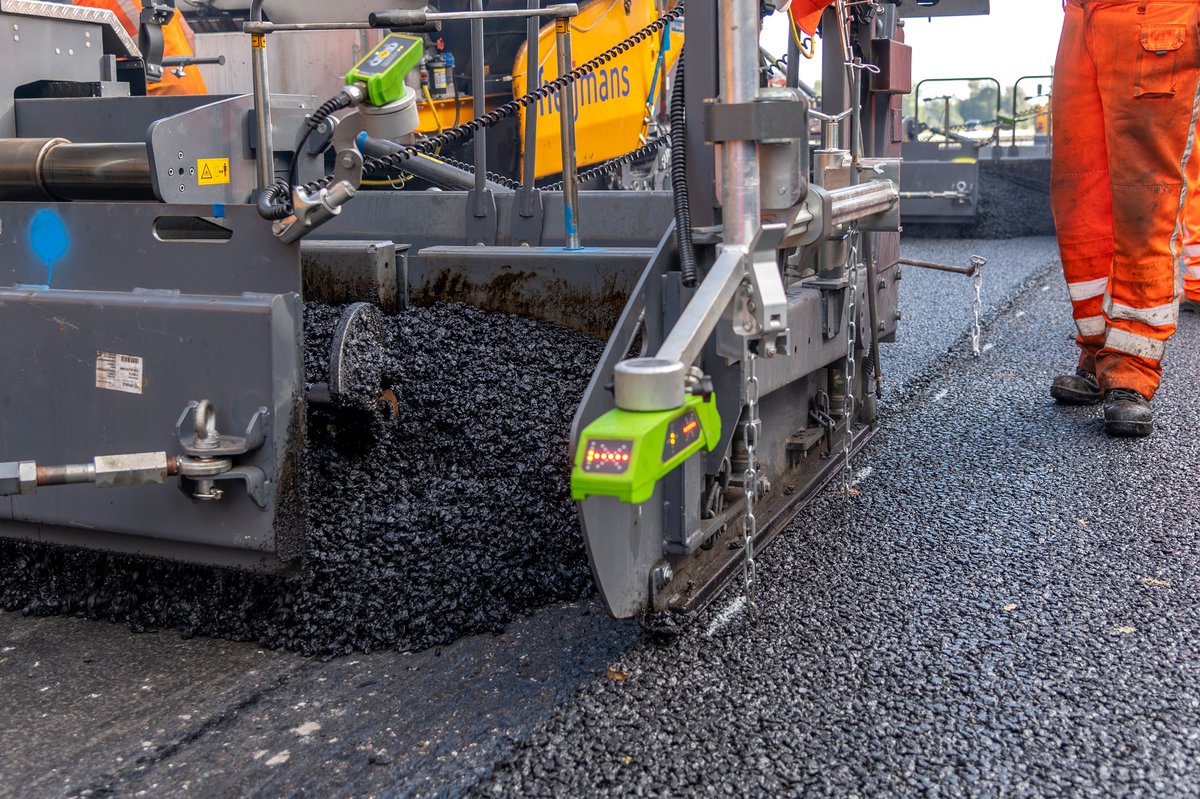 gemeenteWveen's tweet image. 🚧  Provincie Zuid-Holland voert van 25 tot en met 31 augustus 2025 werkzaamheden uit op de Tweede Bloksweg (N453) in Waddinxveen. In deze periode is de weg tussen 20:00 en 06:00 uur afgesloten. Kijk voor meer informatie op 👉 bit.ly/47GkRSp  #verkeer #afsluiting