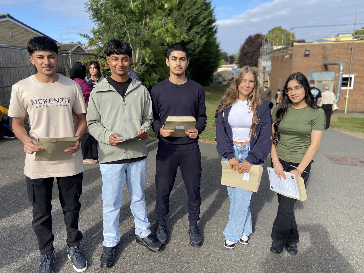 Manor High School tweet media