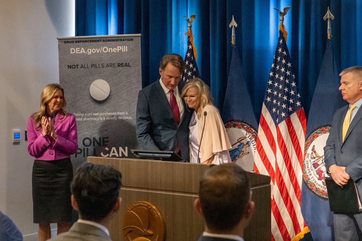 GovernorVA's tweet image. It Only Takes One pill to take a life, and one conversation to save a life. On #NationalFentanylAwarenessDay, we remember the lives cut short and the families forever changed by fentanyl poisoning.

Through prevention, education, and awareness, Virginia has led the nation with a…