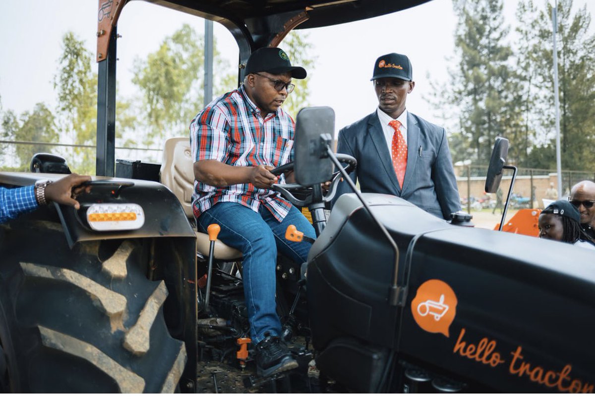 HeiferRwanda's tweet photo. How cool is this!
Hon. Telesphore personally tested the functionalities of one of our smart tractors and we all loved it! 🤜🏾🚜
#HeiferImpact #MechanizationHub #SmartAgriculture https://t.co/pwkmuhdcin