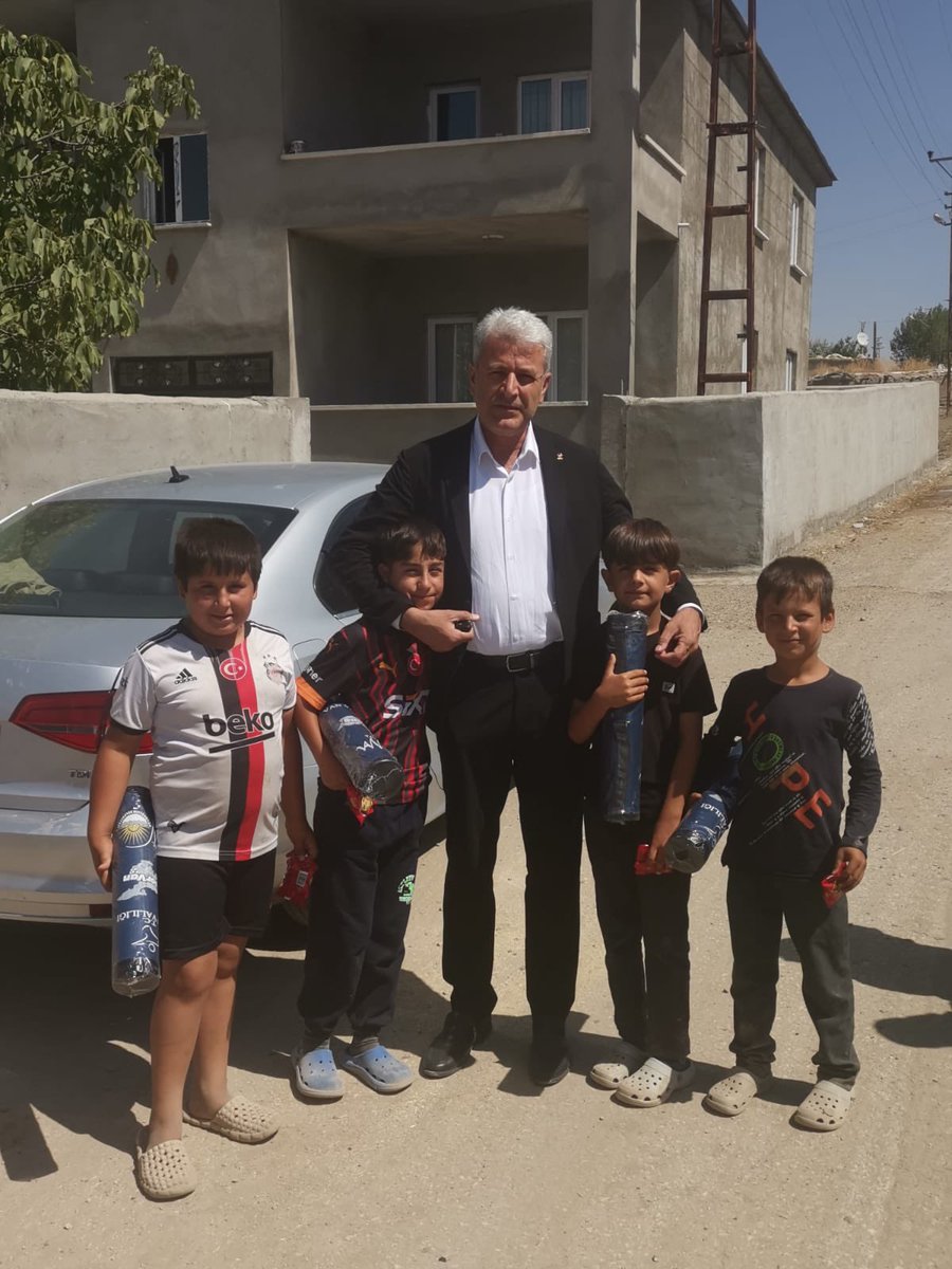 📍Akçaören Mahallesi

Başkanımız Ümit Kanan ve Yönetim kurulu üyelerimiz,

Yapımına başlanan taziye evi inşaatı için hayırlı olsun ziyaretinde bulundular. Emeği geçen kurum ve kuruluş çalışanlarına teşekkür ederiz.
<a href="/umitkanan72/">Ümit KANAN</a> <a href="/ArvasAbdulahat/">Abdulahat Arvas</a> <a href="/Burhan_Kayaturk/">Burhan Kayatürk</a> <a href="/K_Turkmenoglu_V/">KAYHAN TÜRKMENOĞLU</a>