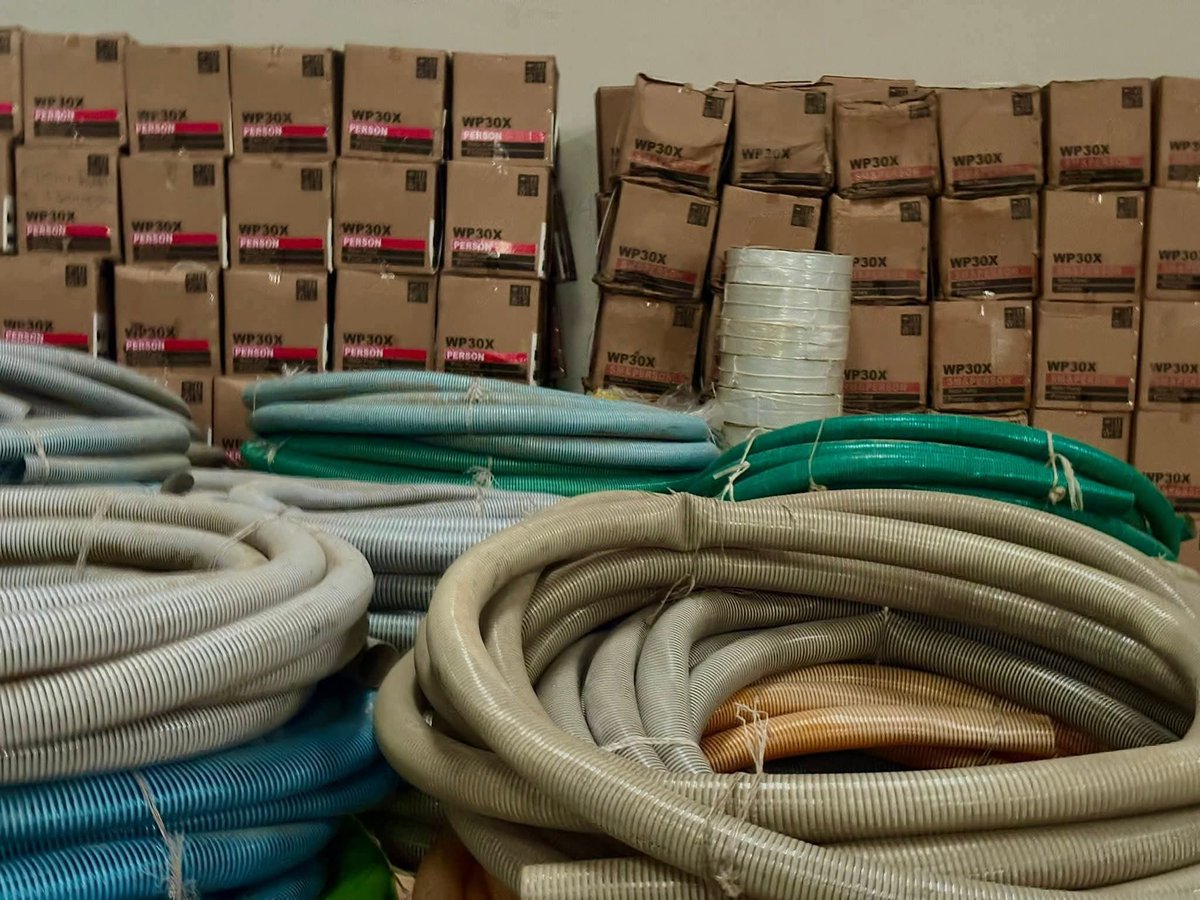 Fiye da manoma dubu goma sha biyar (15,000) ne zasu amfana da injinan ban ruwan da Sanata Kawu Sumaila, OFR, PhD, zai bayar.

Muna taya ku murna Manoman Kano ta Kudu🙏
<a href="/SAKawusumaila/">@SAKawusumaila OFR</a> thank you distinguished senator kawu sumaila ofr PhD.