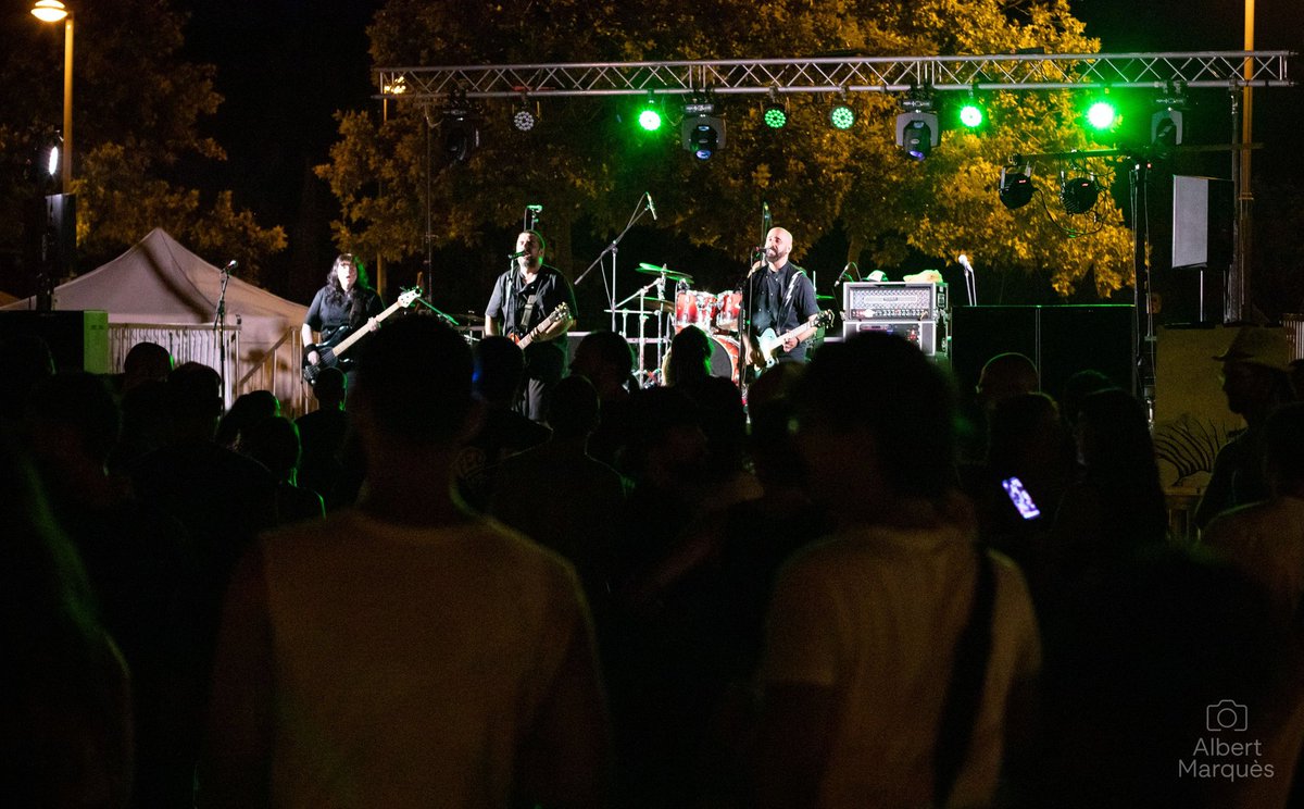 MalAltPunk's tweet photo. De l'última nit amb tots vosaltres! https://t.co/JllHwNzGrR