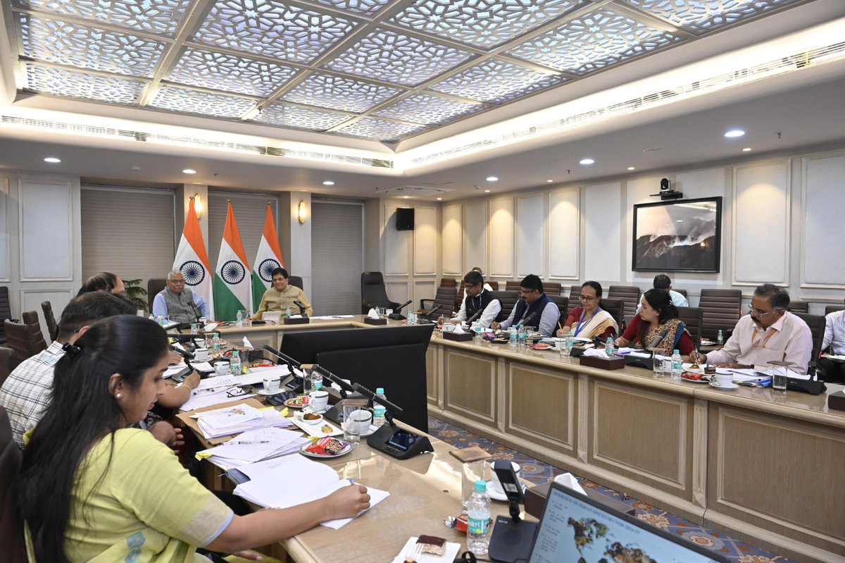 Chaired a review meeting with officials from various plantation boards. 

Discussions focused on boosting domestic &amp; organic production, enhancing export value, and ensuring the highest quality standards. Together, we aim to make India a global leader in plantation exports.