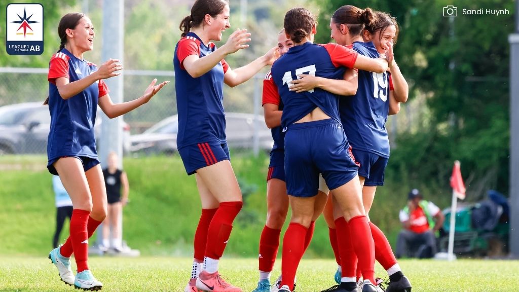 Lots of goals means lots of celebrations. 😄

There were 4️⃣9️⃣6️⃣ goals scored in League1 Alberta this season. 🍿

#L1AB #ThrowbackThursday #TBT