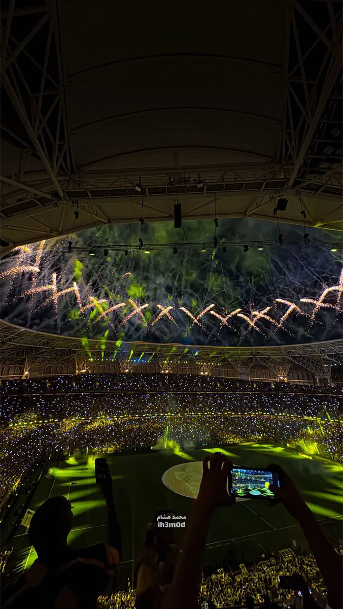 #AlIttihadNeedsTransfers13 🟡⚫️
جمهور #الاتحاد يطالب بتنفيذ الوعود المعلنة من لجنة الاستقطاب والمُلاك وإدارة شركة النادي، وسوف يستمر كذلك إلى أن يتم تحقيق مطالبه وتنفيذها على أرض الواقع.
حقوق الاتحاديين صريحة ومشروعة ومنطقية، وهدفها الوحيد مصلحة النادي والحفاظ على مستقبله!
لايمكن