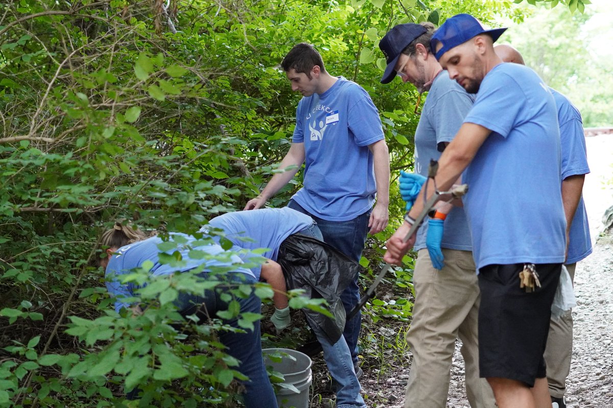 FoSFT's tweet image. We were excited to partner with Mill Creek Residential for the most attended trash pickup our group has ever hosted.  They brought so much energy and willing hands that we had to spread out onto the Trinity Forest Spine Trail.

Ribbon cutting soon! @DallasParkRec @theloopdallas