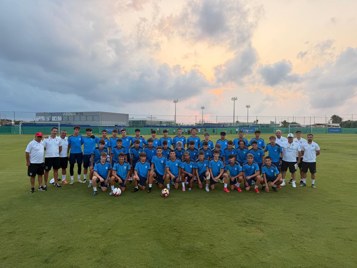 ⚽ La Selección Sub-16 masculina se concentra en Pinatar Arena los días 20 y 21 de agosto.

📋 Una preselección de 40 jugadores trabaja de cara a la temporada 25/26.

💪 Preparación en marcha.
#VamosFFRM