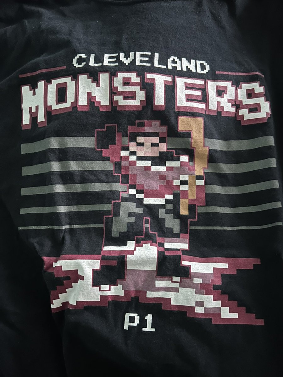 GoodOlDM's tweet photo. @monstershockey Retro video game night! https://t.co/ETpQK61ajs