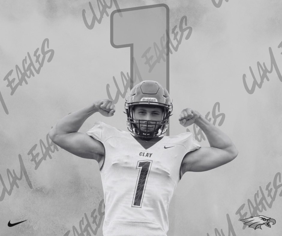 Clay Eagles Football tweet media