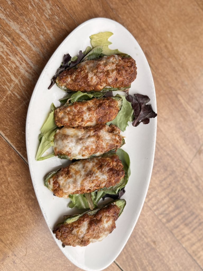 BistroonBridge's tweet photo. These Stuffed Jalapeños are the real deal. Oozing with pepper jack, stuffed with chorizo and loaded with heat. Pepper fans, we got you! 🔥🌶️ 🔥

#BistroOnBridge #SummerSpecials #FoodieFinds #LocalEats #FoodLovers #EatLocal #SpecialsAlert #BistroLife https://t.co/Z1sC1cXCPr