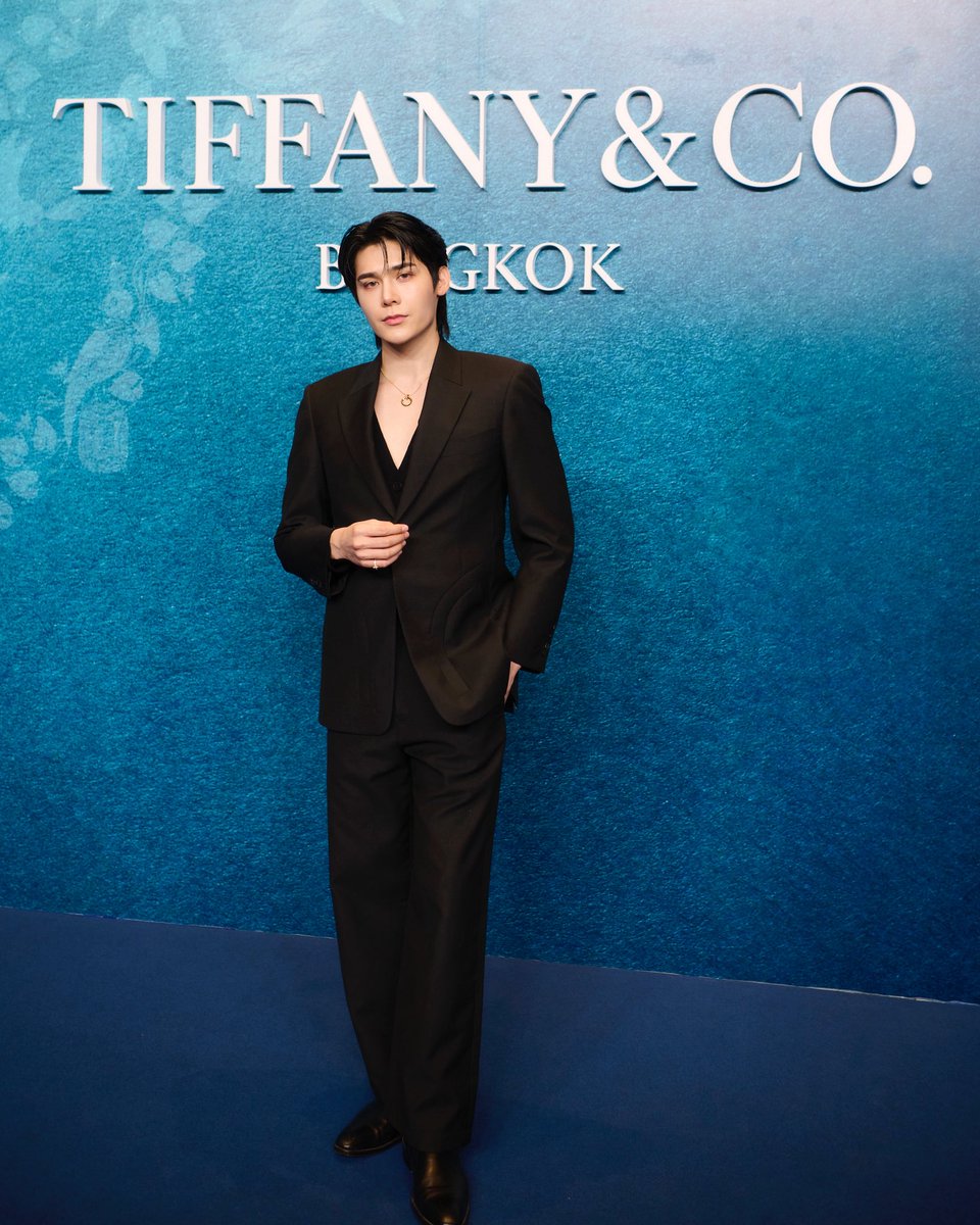 Ashitacoloring's tweet photo. PEAT x TIFFANYANDCO 

#TiffanyAndCo
#TiffanyAndCoThailand
#TiffanyLegendaryLegacy https://t.co/QadbLwowP4